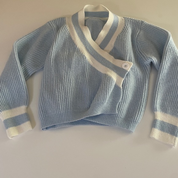 Drop Shoulder Button Cardigan - Picture 3 of 9